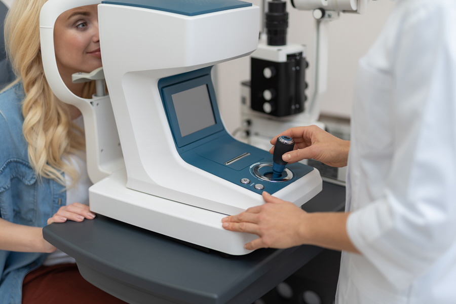 Autorefraction Eye Patient