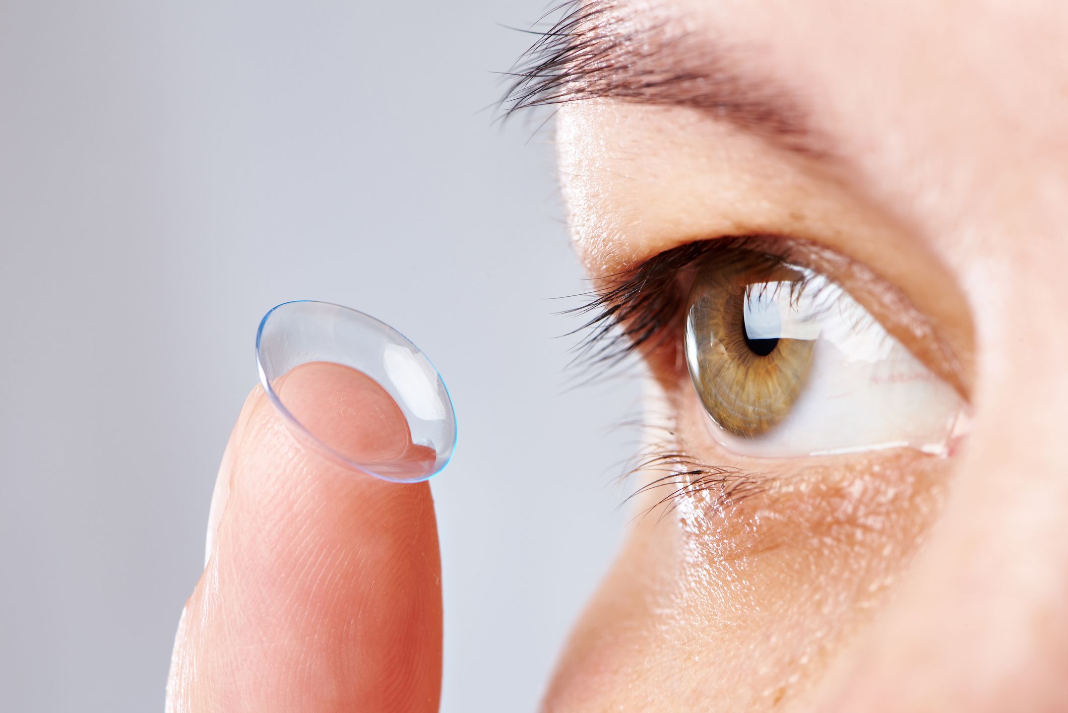 Correcting presbyopia with contact lenses Eyeviser