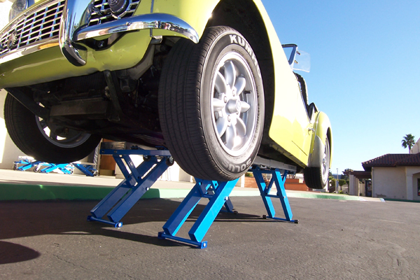 EZ CAR LIFT - FREE-STANDING USE-ANYWHERE CAR LIFT! FAST. SAFE. STRONG.EASY.