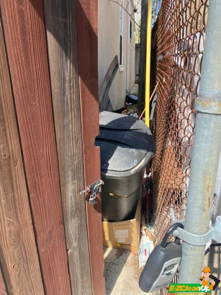 Bulk Trash Pickup Philadelphia, We Make it Easy EZ CleanUp