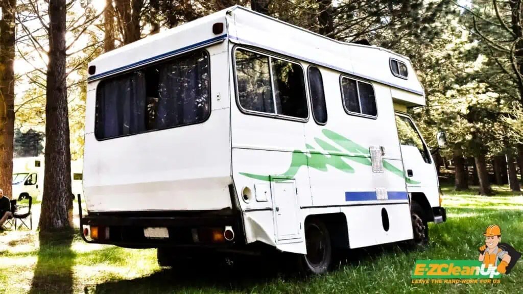 How to Demo a Mobile Home Complete Guide 🚌 EZ CleanUp