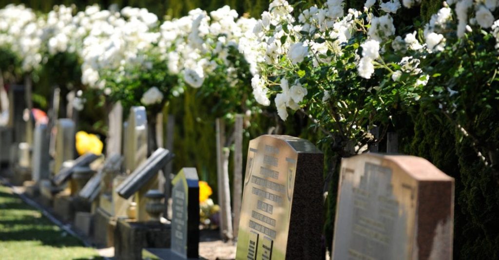 FIND A FUNERAL NOTICE AUSTRALIA Get Quotes eziFunerals