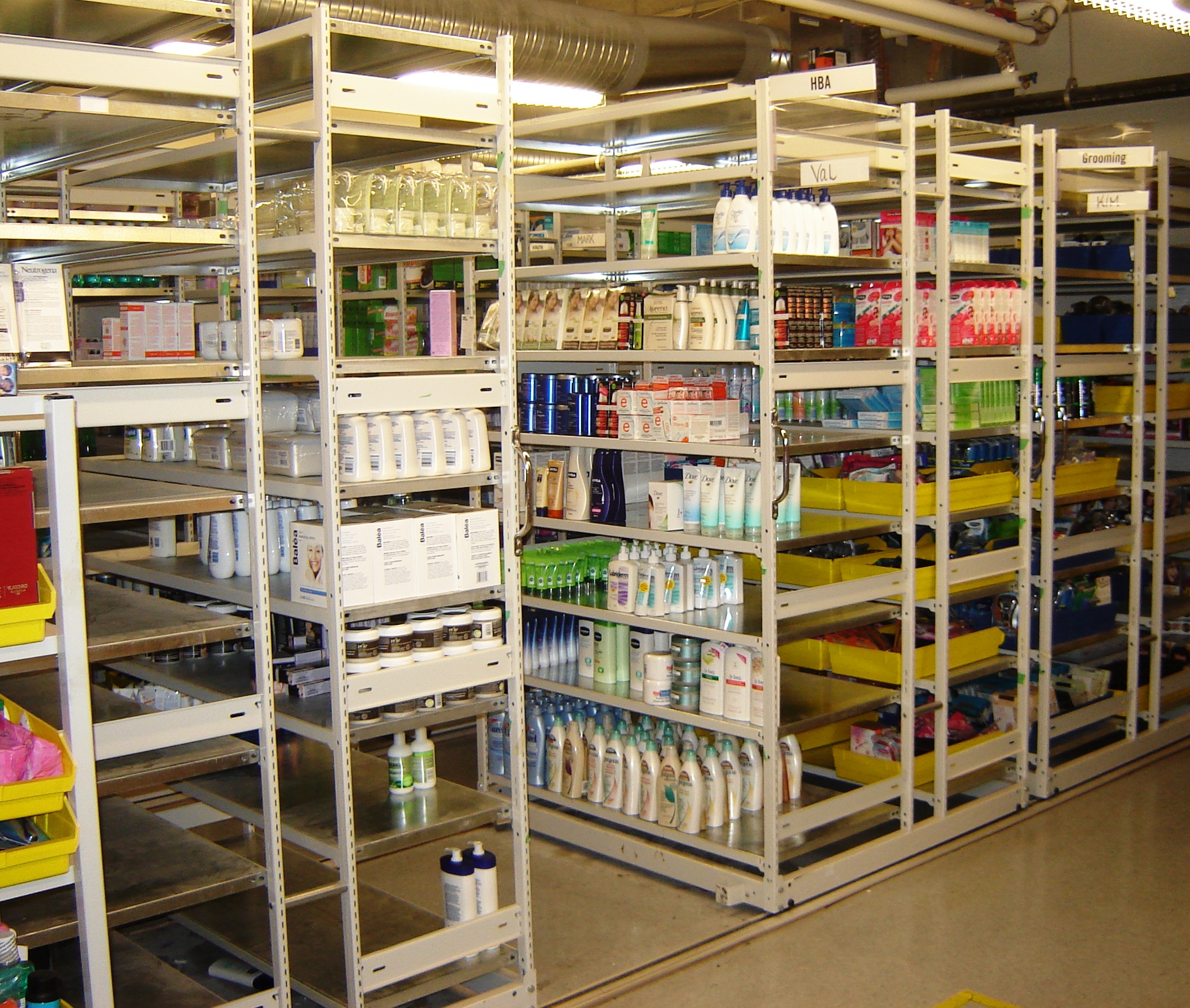 Mobile Shelving Solutions « EZRect Manufacturing Ltd.