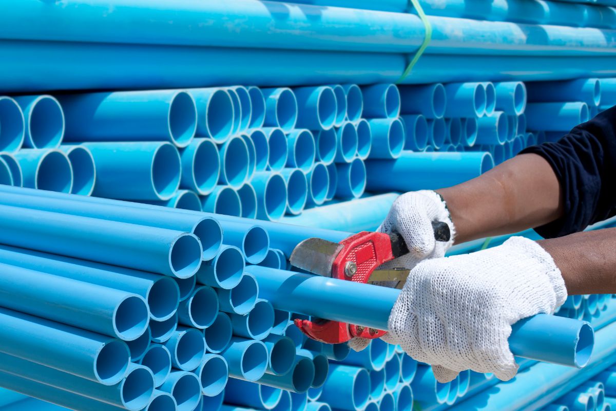How To Clean And Cut PVC Piping The Best Way!