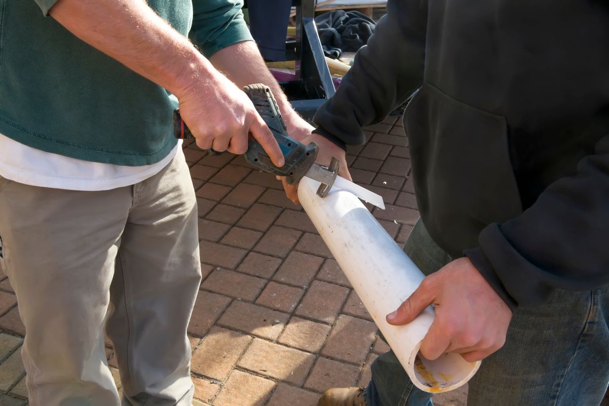How To Cut PVC Piping Without Proper Measurements