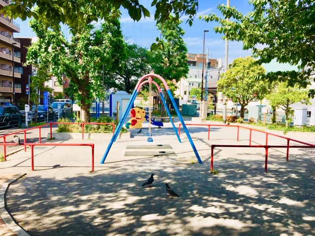 深川一丁目児童遊園 地元では三角公園と呼ばれる春には桜が綺麗な深川1丁目の公園 深川くらし
