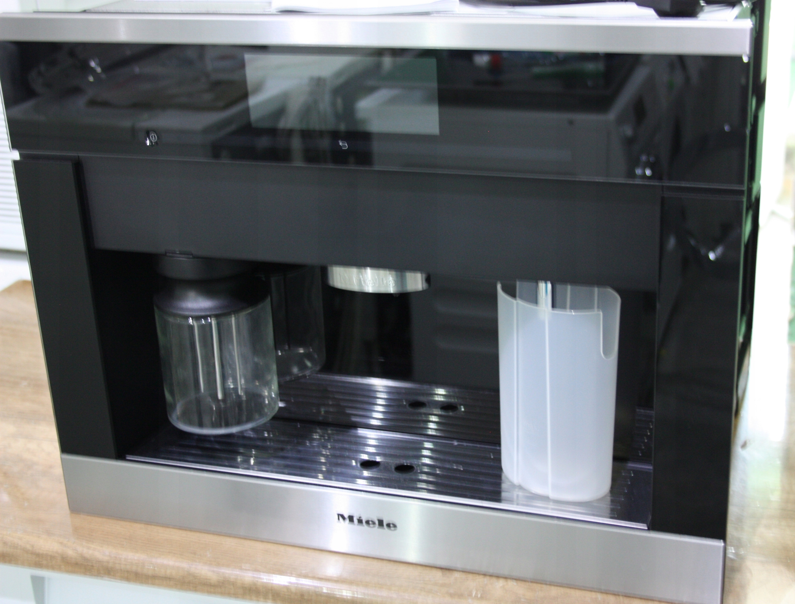 KAWIARKA MIELE CVA 6805 przyłącze wody EKSPRES - 7519939964 - oficjalne