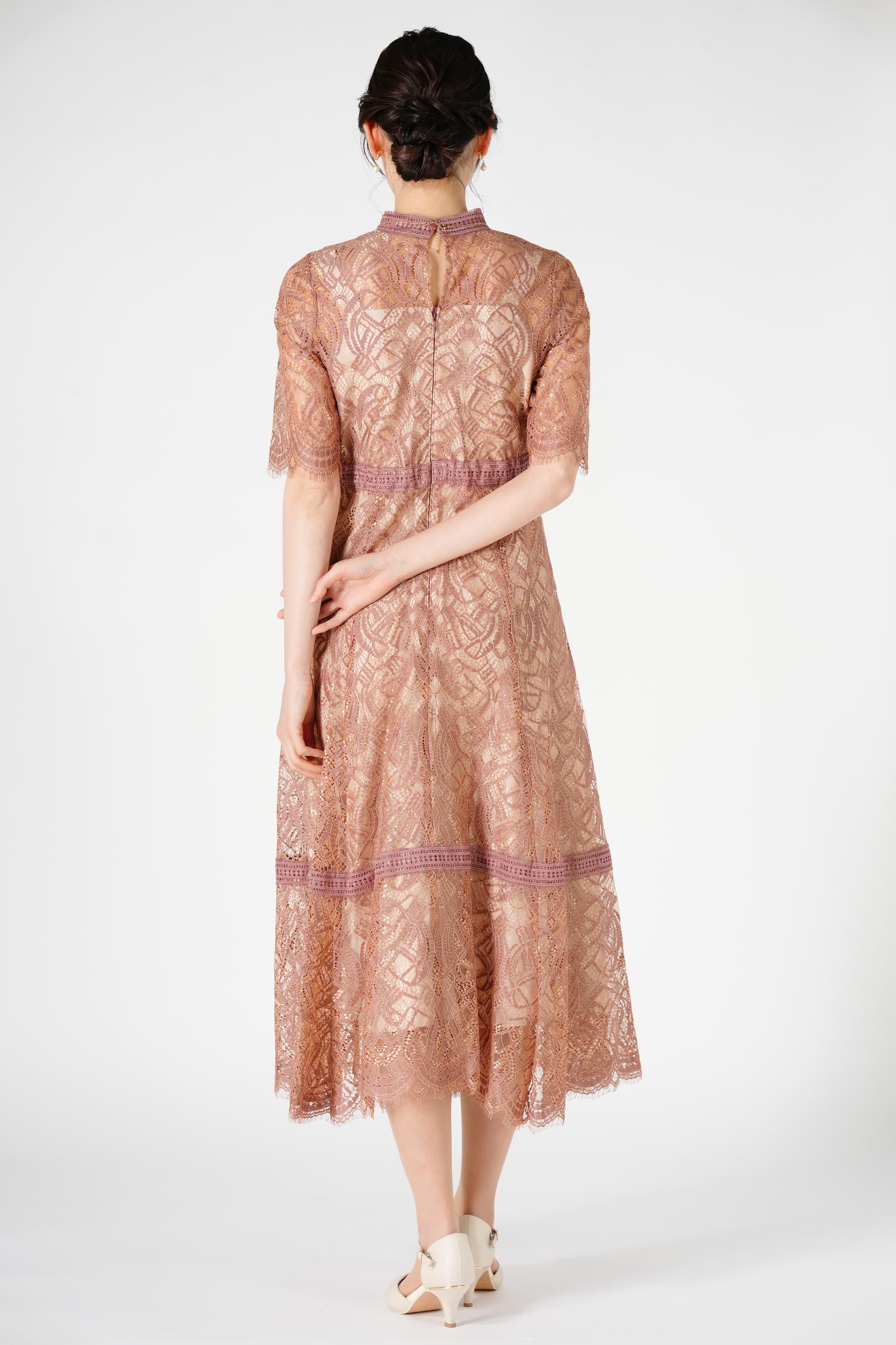 Dorry Doll ハシゴレース切り替えスモークピンクドレス (S) をレンタル 結婚式パーティーのドレスレンタルはおしゃれコンシャス