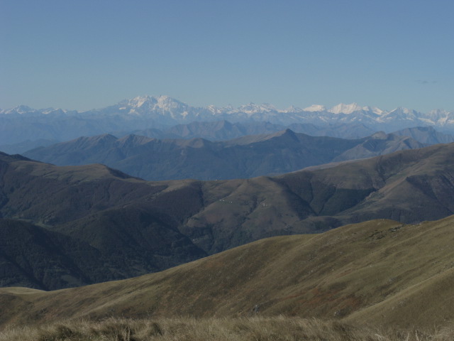 zoommata sulla catena del Rosa,Allalinhorn e il...