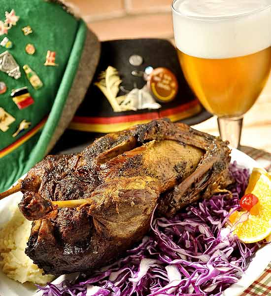 Marreco recheado, tradicional receita alemã Receitas Comida Folha