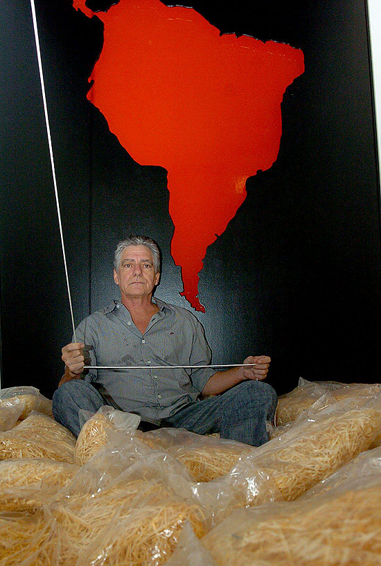 Brazilian Art Under Dictatorship: Antonio Manuel, Artur.