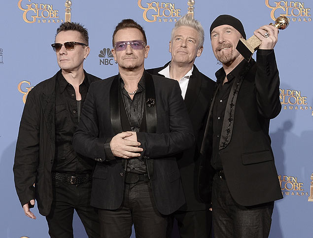 U2 faz show beneficente surpresa após três anos sem tocar 13/01/2014