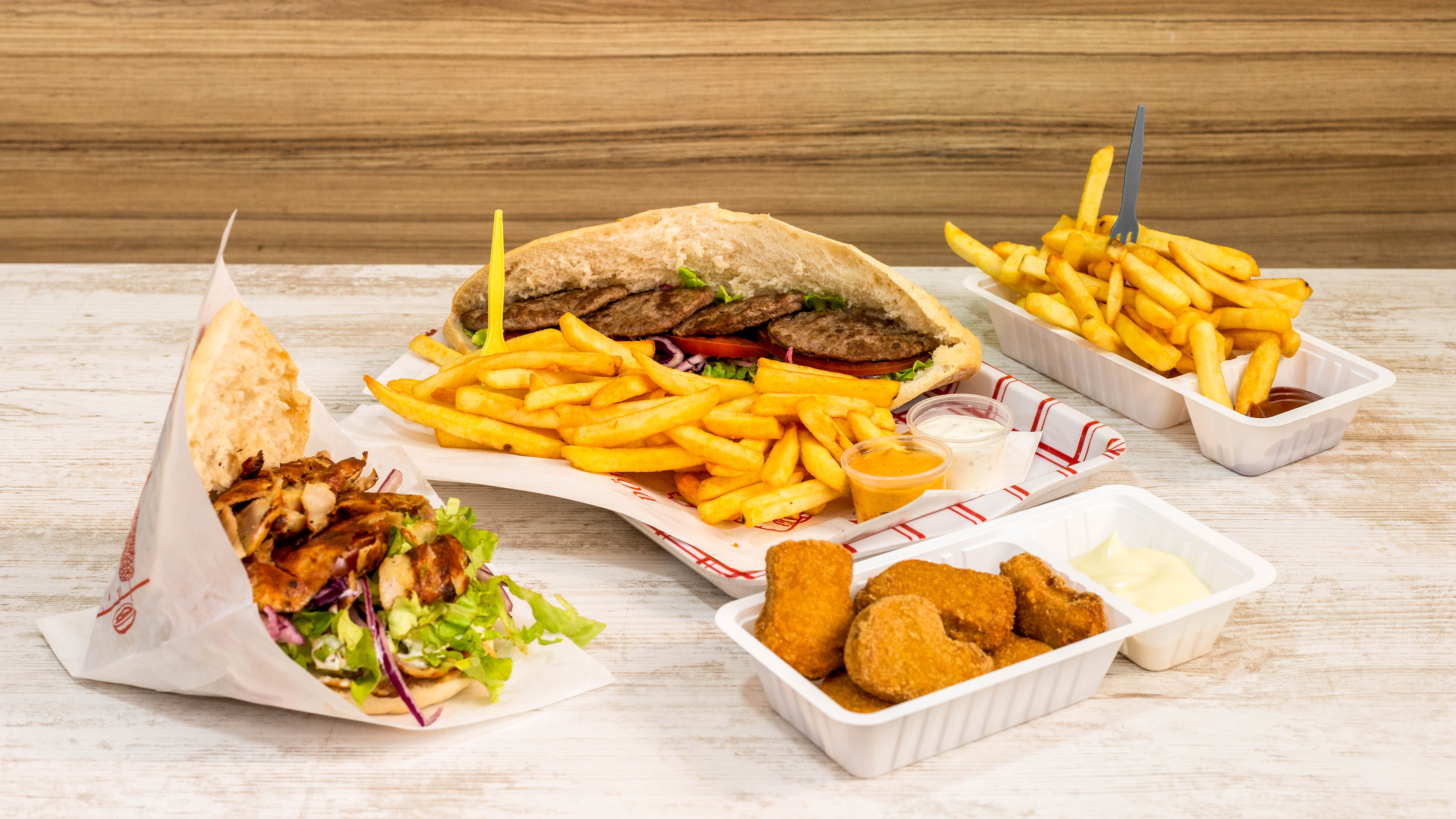 Livraison City Kebab SaintEtienne à Centre Deux Commandez avec Deliveroo