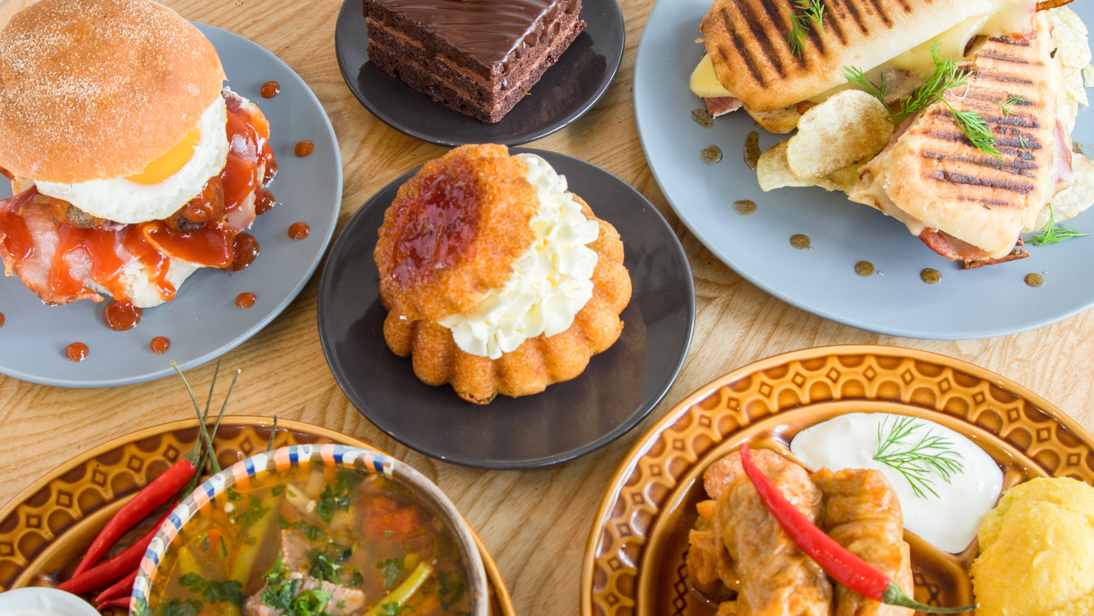 Restaurant Maya The Little Bee Cafe Bath in Larkhall Delivery