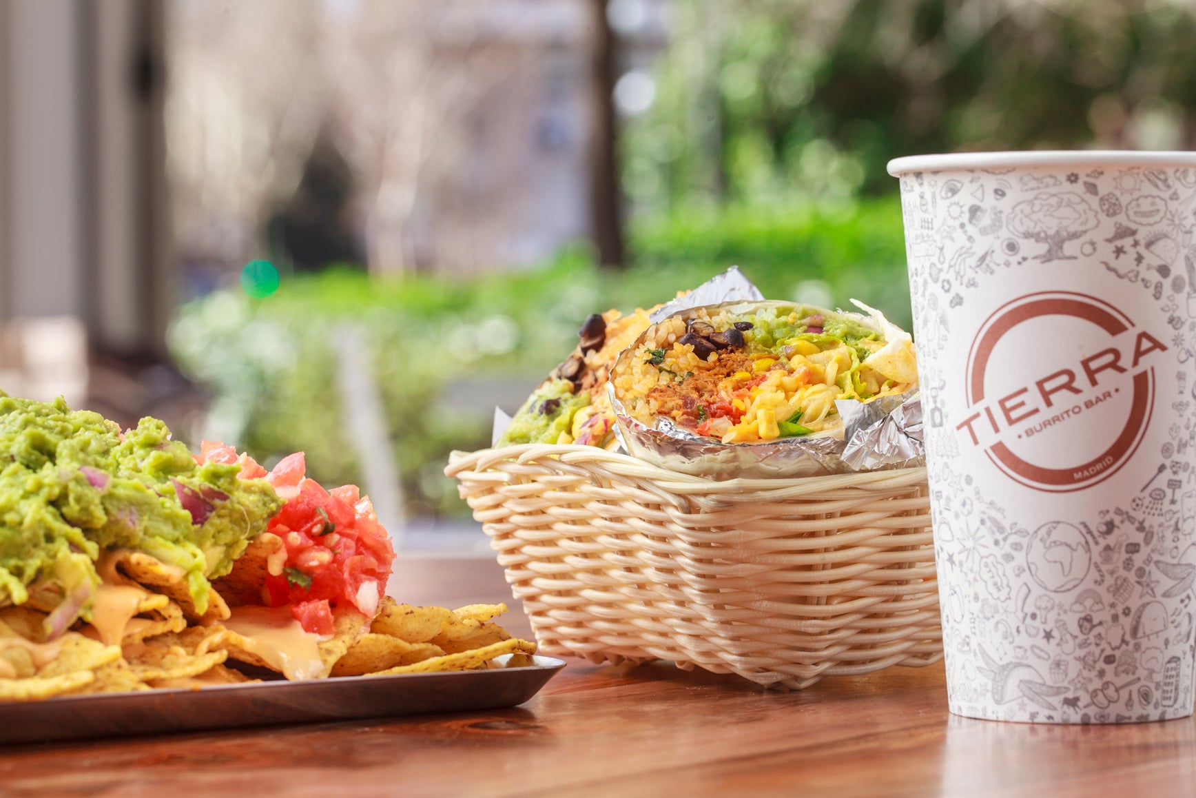 Tierra Burrito entrega desde Pozuelo Pide comida con Deliveroo