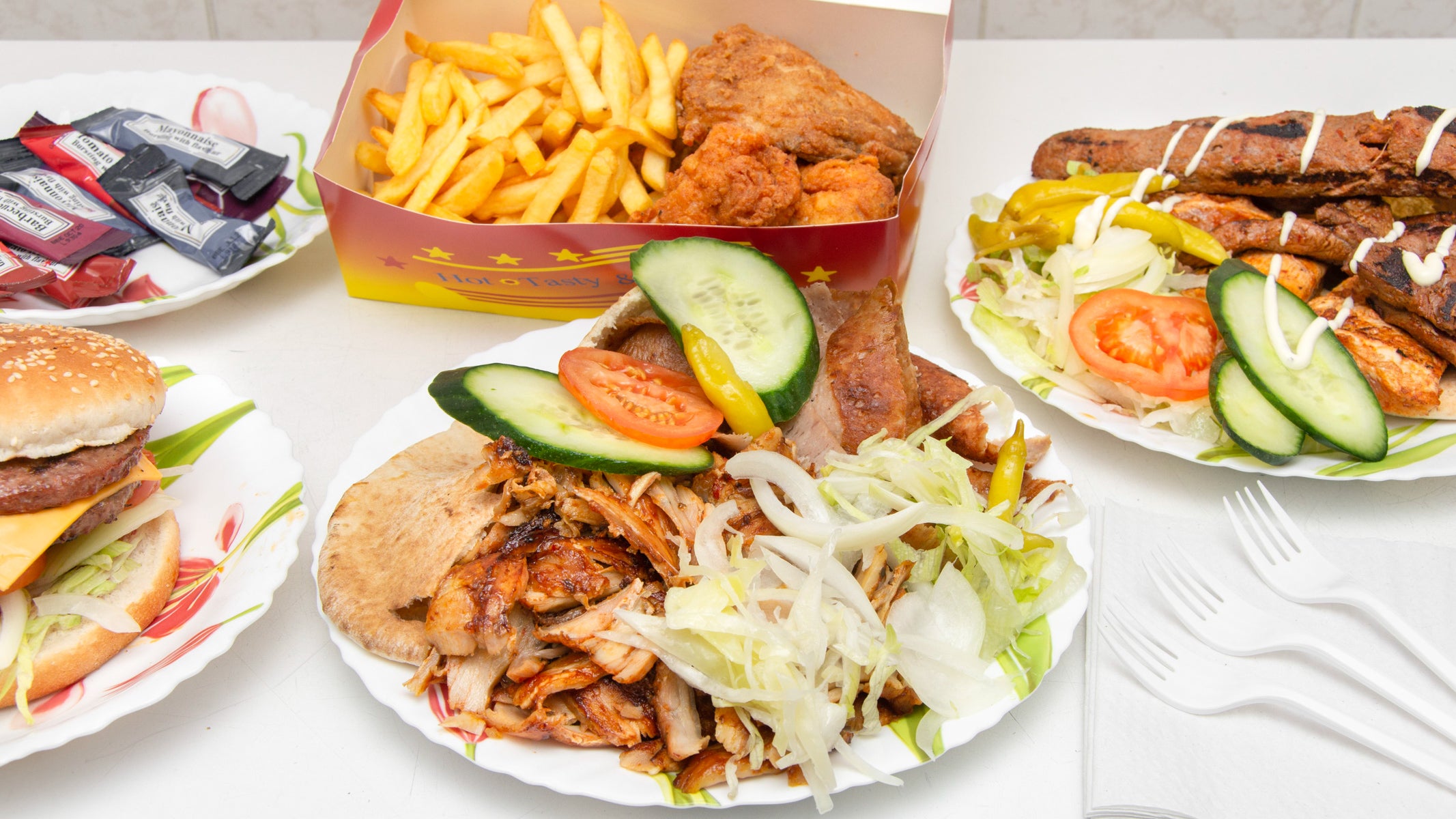 Diamond Chicken and Kebab delivery from Mitcham Junction Order with Deliveroo
