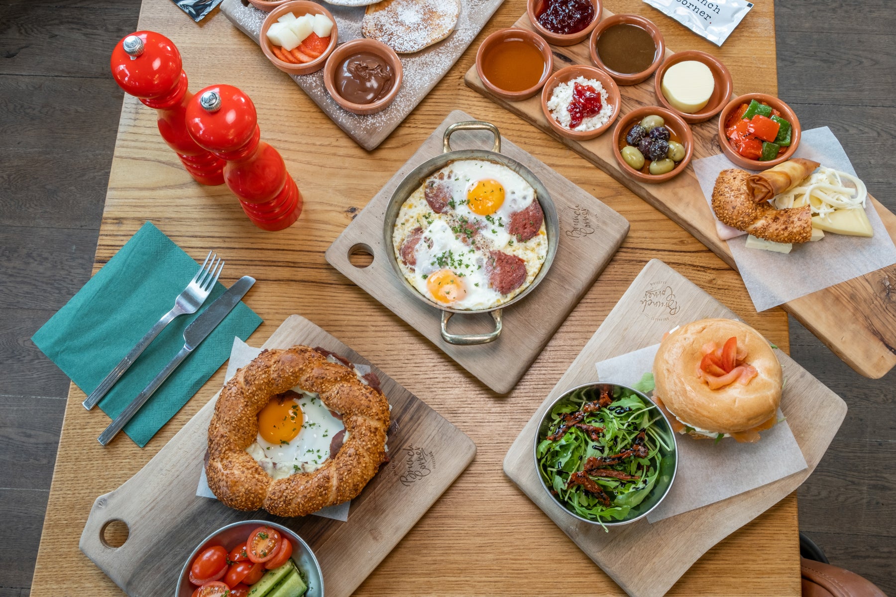 Brunch Corner delivery from Schaerbeek Order with Deliveroo