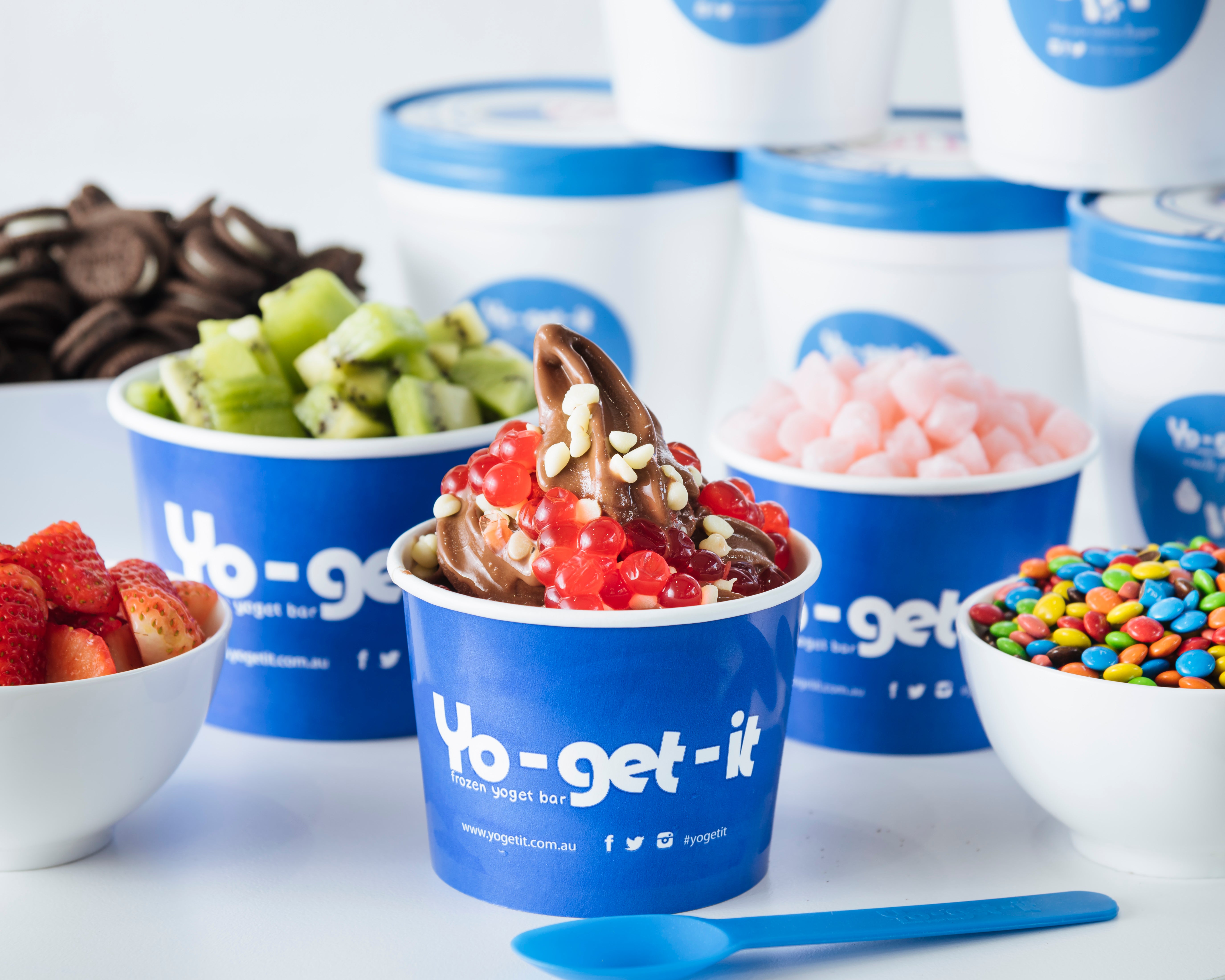 YoGetIt delivery from Preston Order with Deliveroo