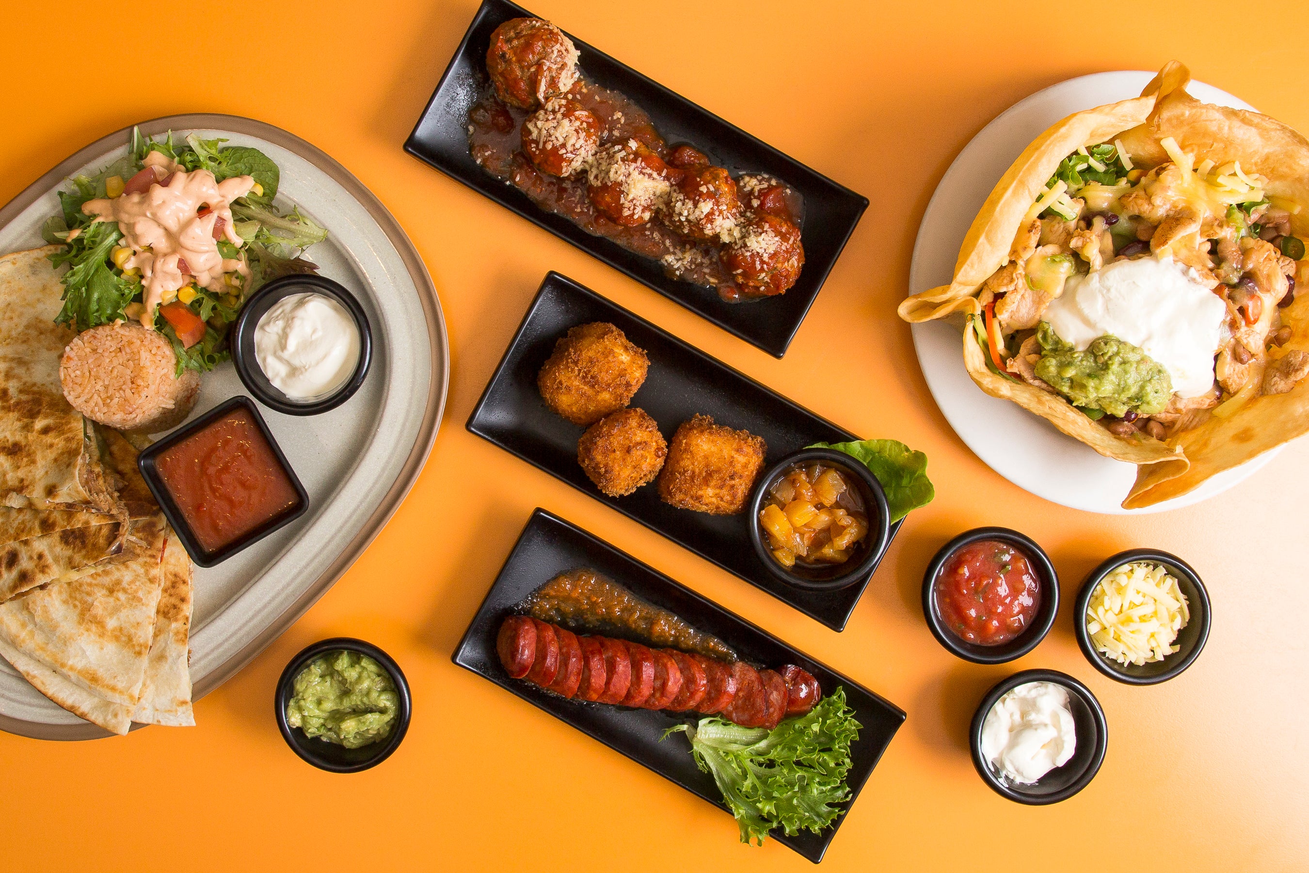 La Quinta Mexican delivery from Bulimba Order with Deliveroo