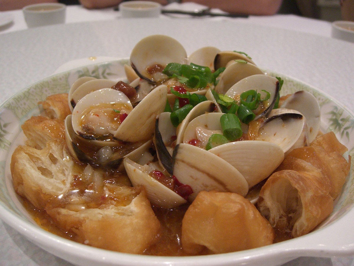 Ling Nan Restaurant 國利酒家 delivery from Melbourne CBD Order with Deliveroo