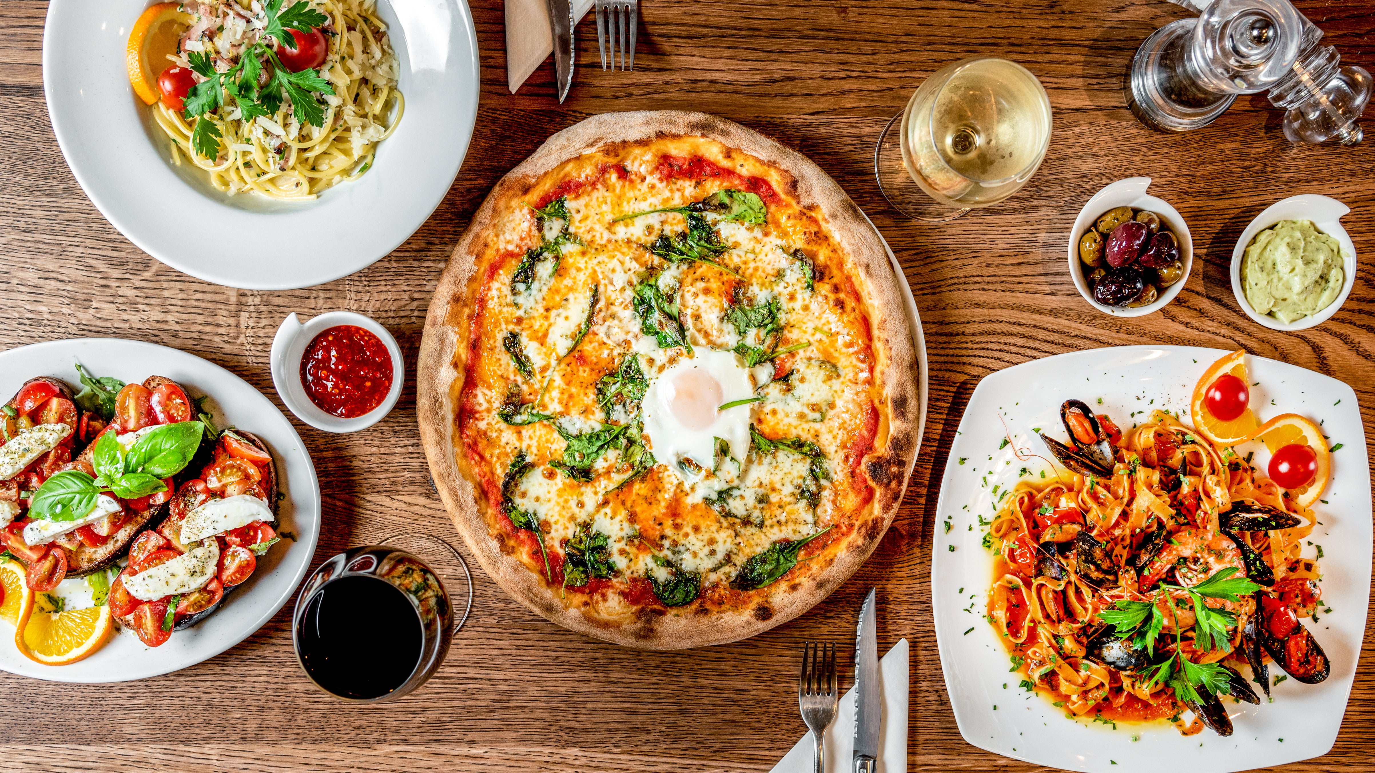OTTO Pizza & Pasta delivery from London Bridge Order with Deliveroo