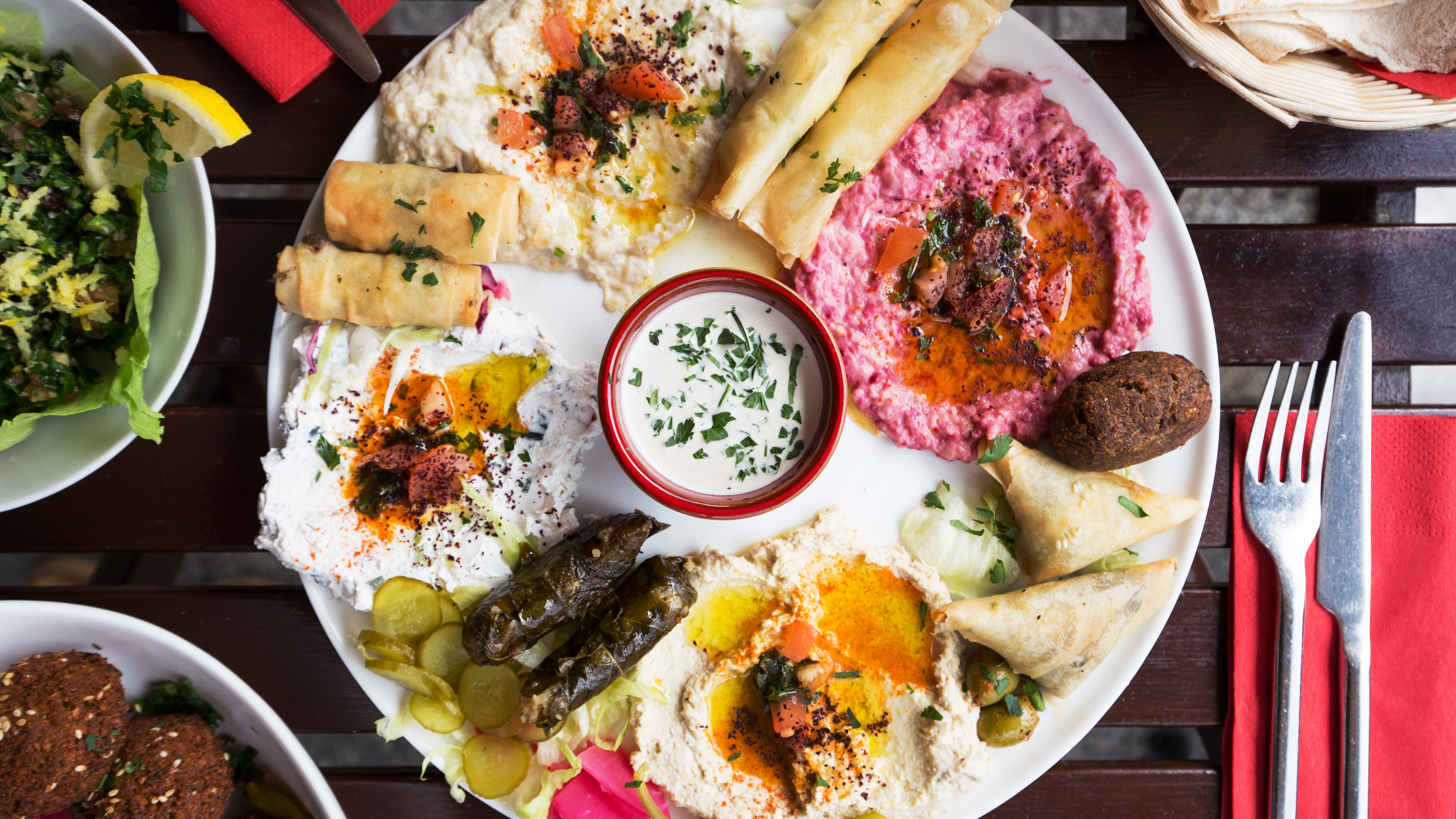 Rotana Cafe Restaurant delivery from Dublin 2 Order with Deliveroo