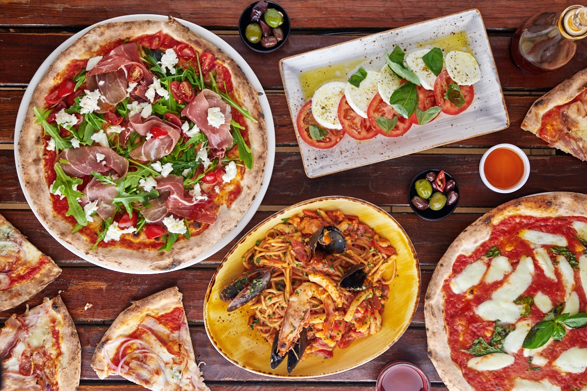 Sale Pepe Pizzeria delivery from Brookvale Order with Deliveroo