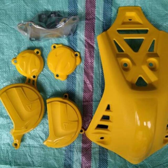 Cover tutup mesin / cover blok mesin klx , klx bf , d tracker se