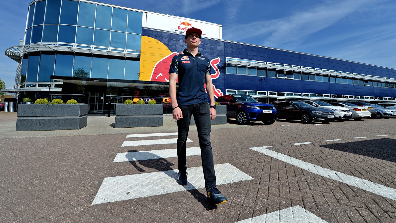 Video Tour the Red Bull Racing factory with Max Verstappen