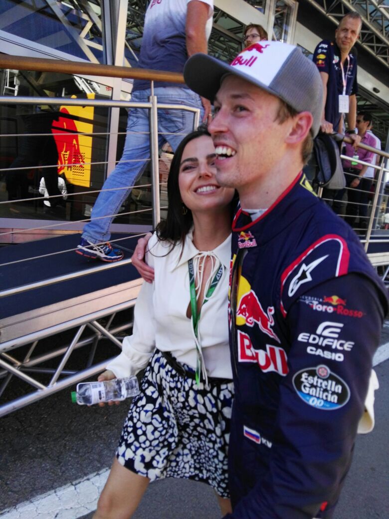 【F1ドライバーの元カノ】別れてもレーサーが好きな女性たちPart3：クビアトの元恋人、フェルスタッペンの現恋人 ケリー・ピケ F1SNS