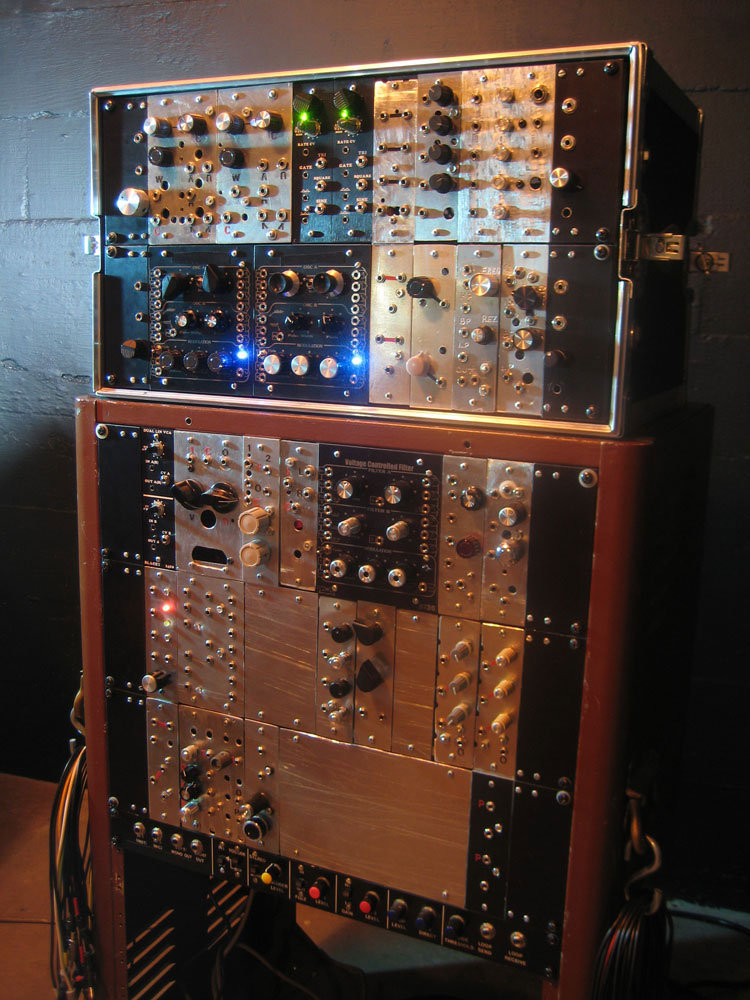 Scale Synth Hypnosis Pulse Emitter Pulse Emitter metal