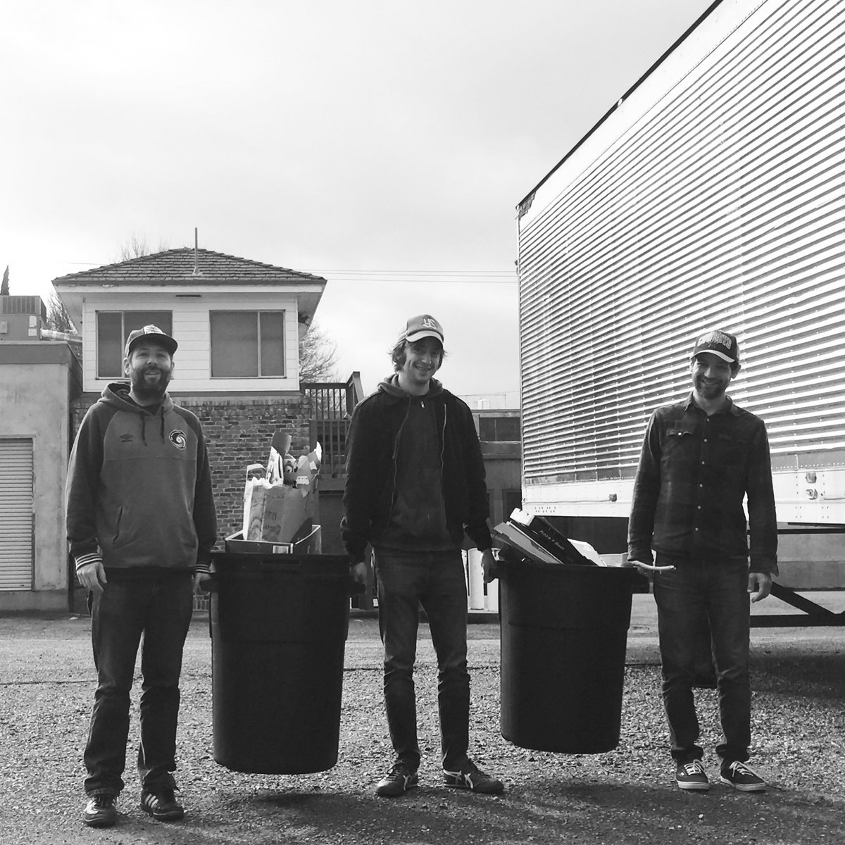 Feel The Clamps spray paint