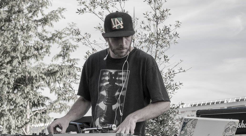 Sometimes...... 8 bars enough DJ KICKS