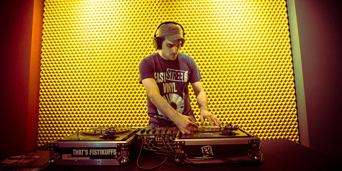 It's Official (Single) Amerigo Gazaway & Shermada Amerigo Gazaway