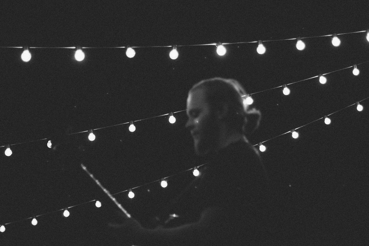 Lighthouse (Feat. Claire Heath) Andrew Holmes