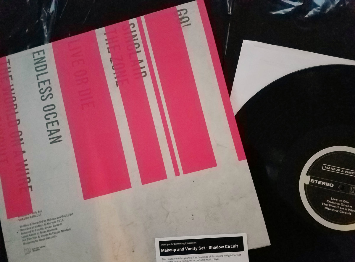 Shadow Circuit Makeup and Vanity Set