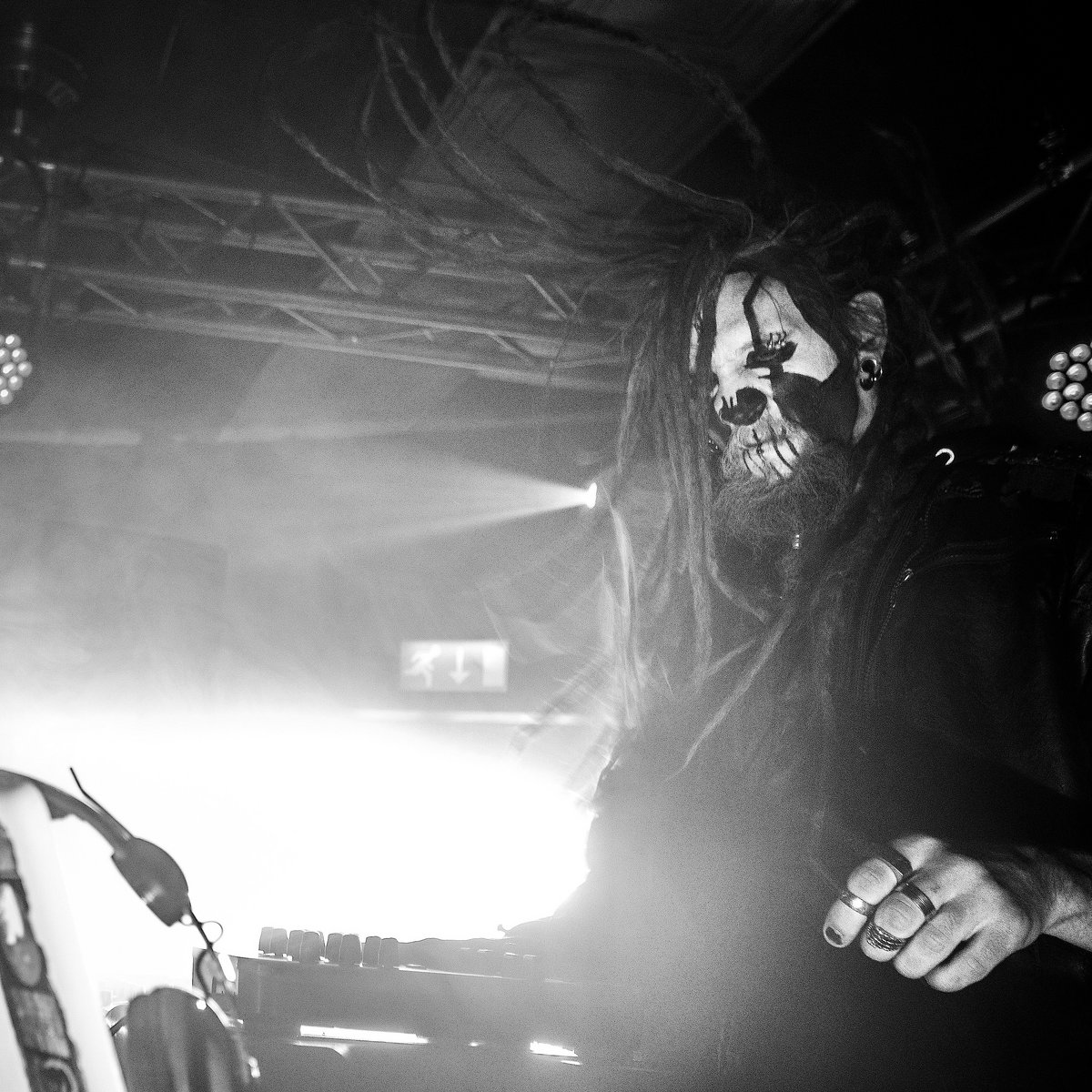 Midi Life Crisis | Flesh Mechanic