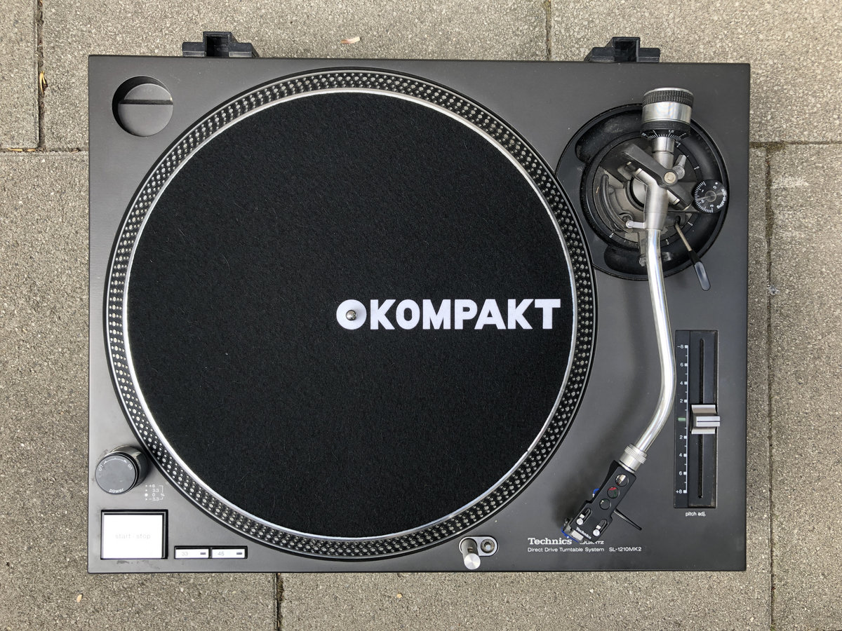 Kompakt Slipmat Black Kompakt