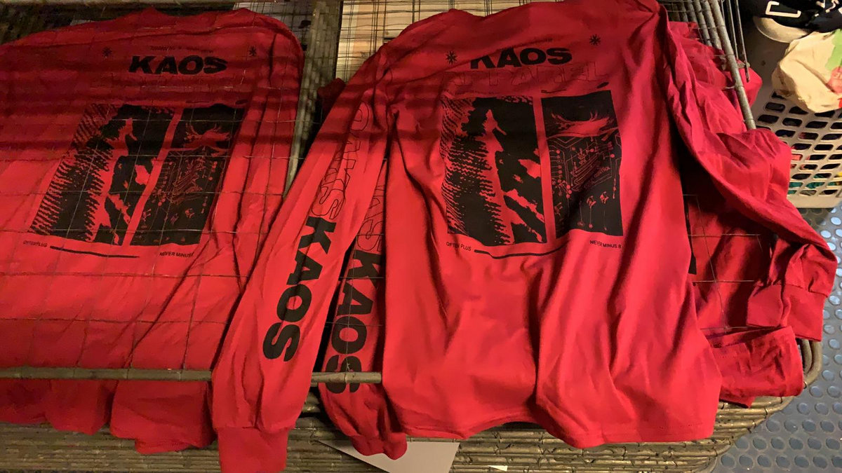 OAKS APPAREL 01 Héctor Oaks