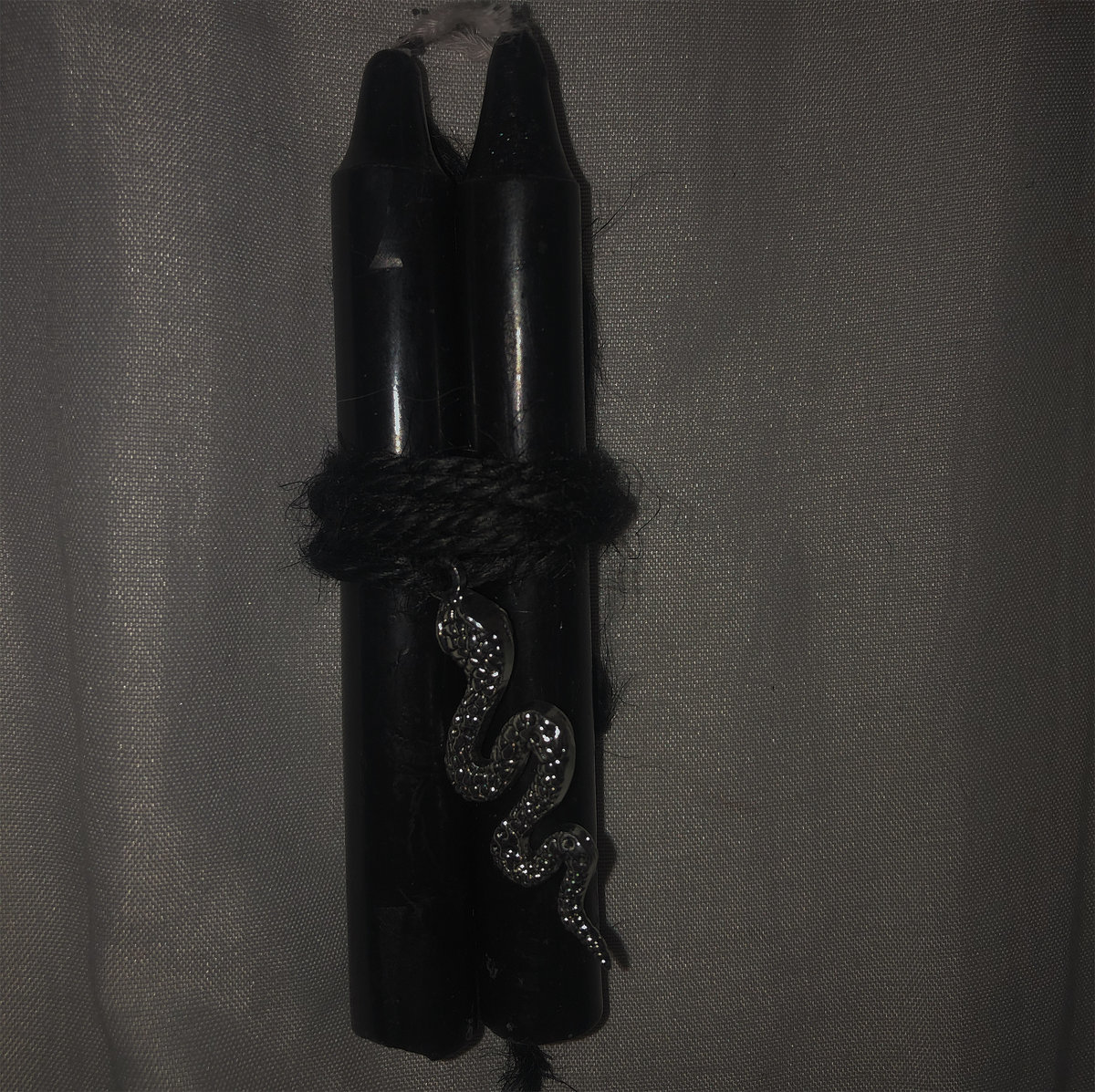 Black Taper Candle | Aurat