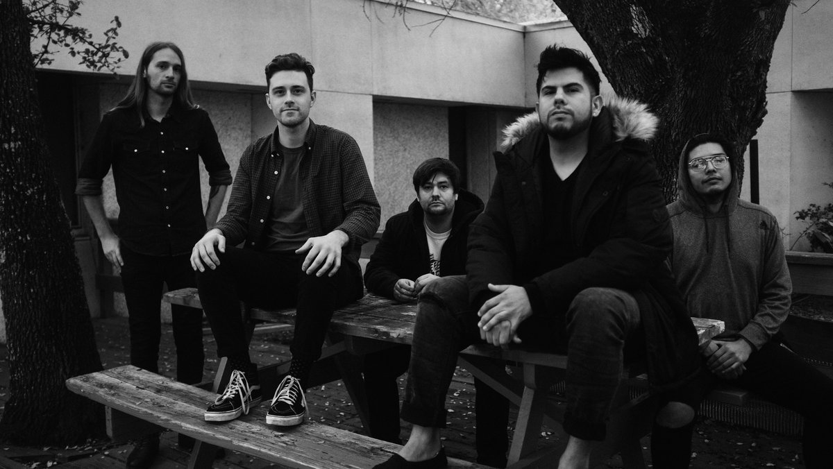 Split W/ Joliette LYED