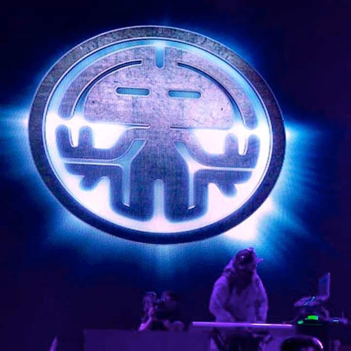 DEEPER DC (Rabbit in the Moon)