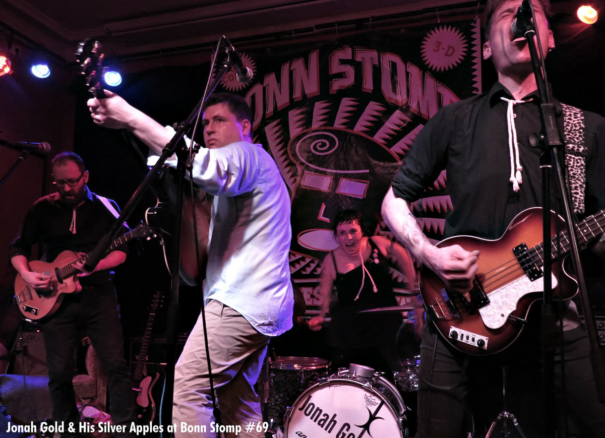 Spread The Disease Jonah Gold and his Silver Apples