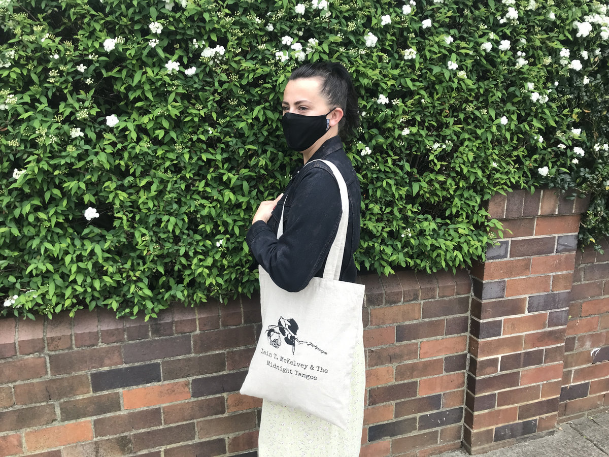 Iain T. McKelvey & The Midnight Tangos Iain T. McKelvey