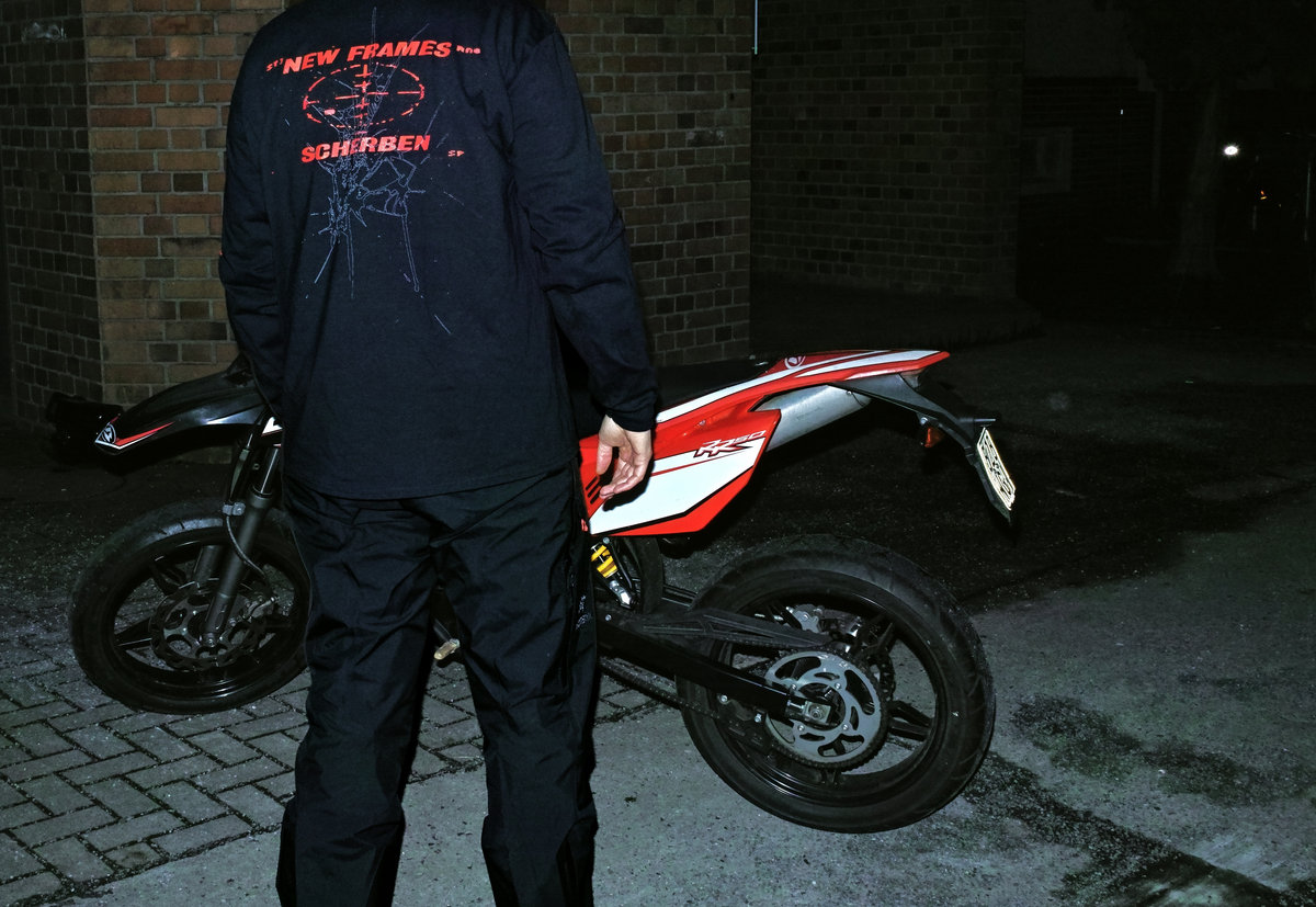 New Frames Long Sleeve Shirt BITE