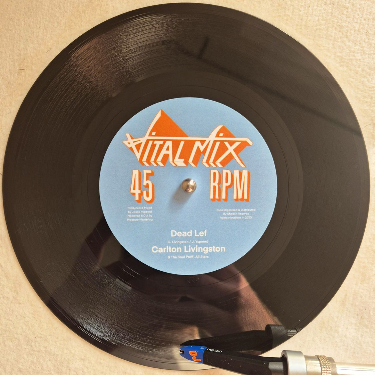 Carlton Livingston & The Soul Proff AllStars Dead Lef (Limited 7