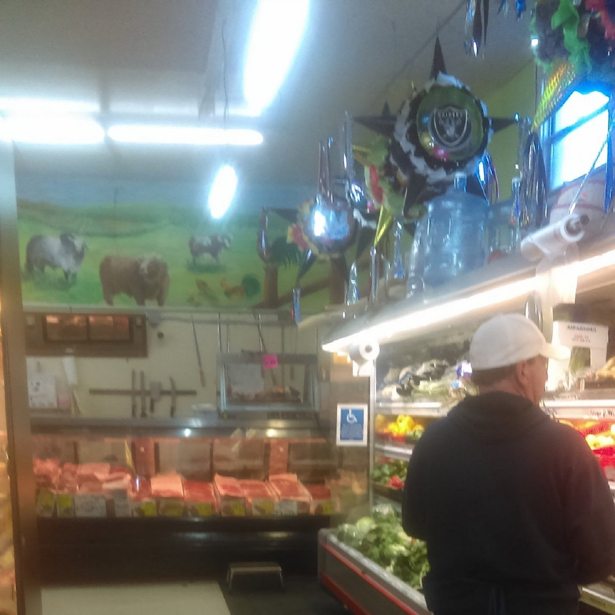 Hispanic Grocery Store In Richmond, CA TCLB