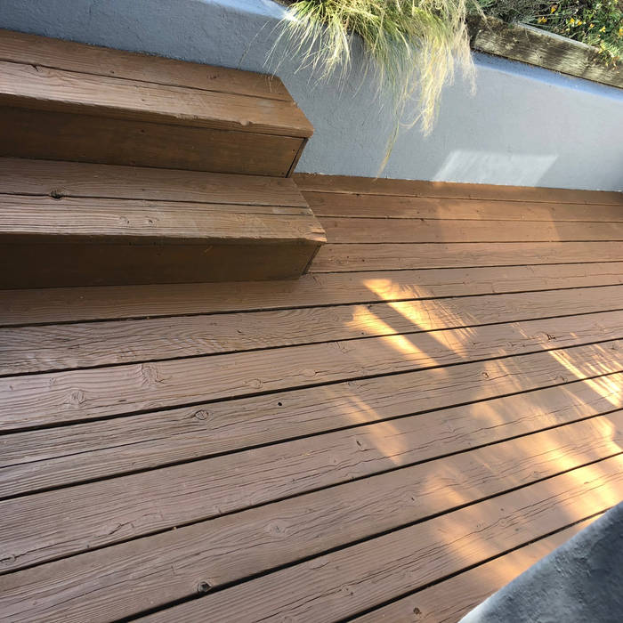 Deck Staining Smithdd