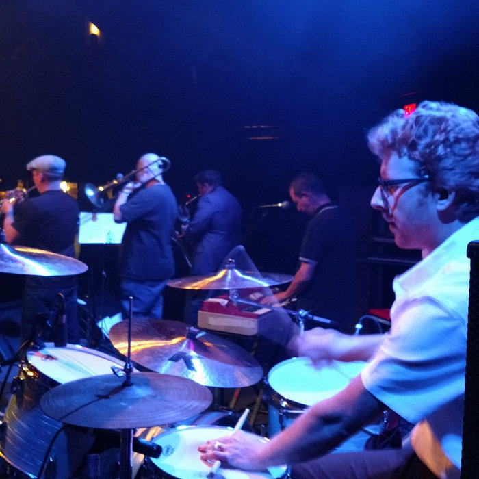 Sledgehammer (live) The Players Band