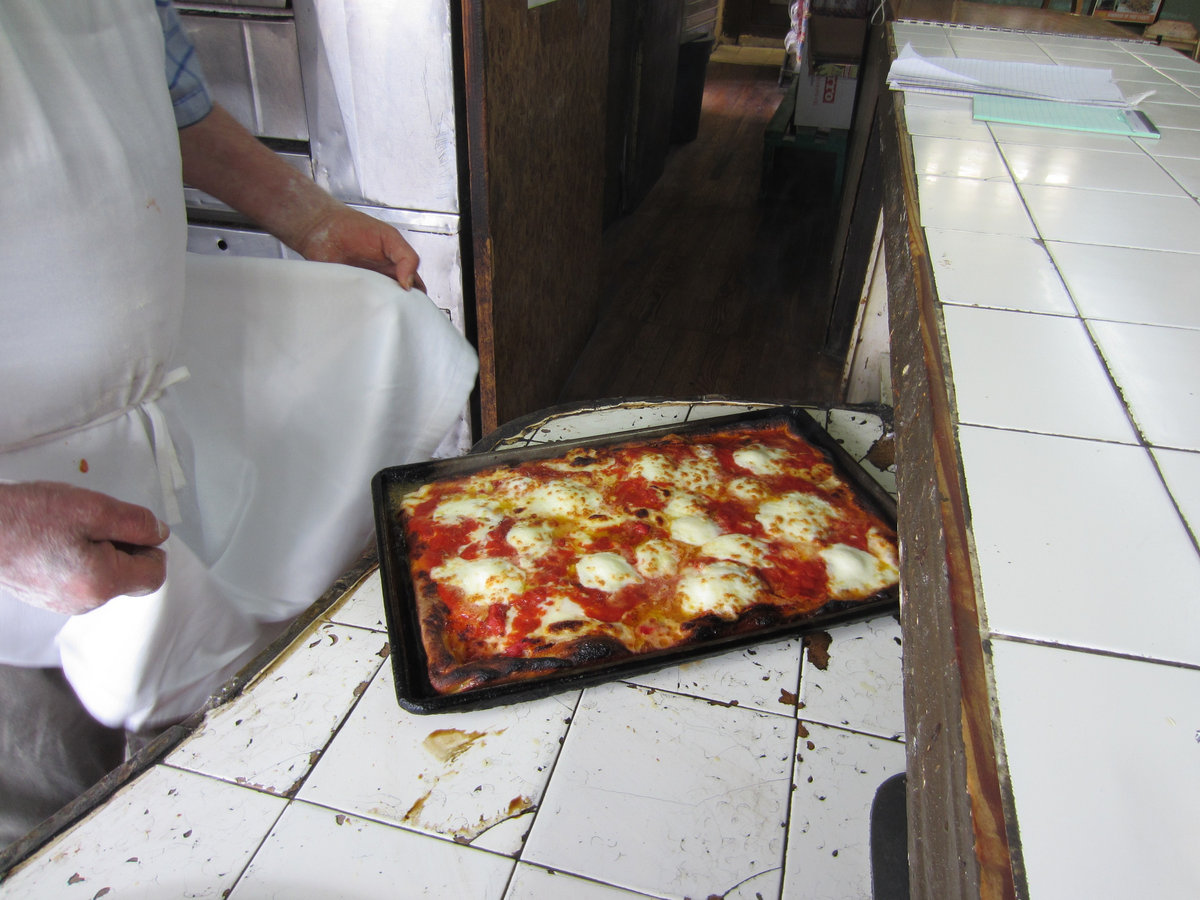 Pizza Places Open Near Me On Christmas Day By Sting Penlolesi